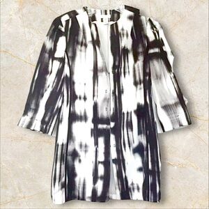 ✨ Chico’s - Black & White | Abstract Open-Front Jacket |Size 00